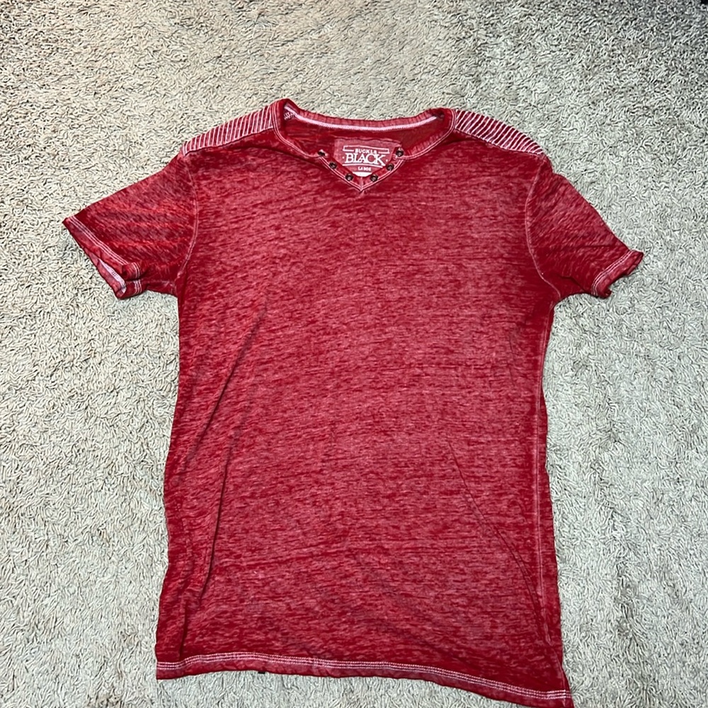 Buckle Black tshirt